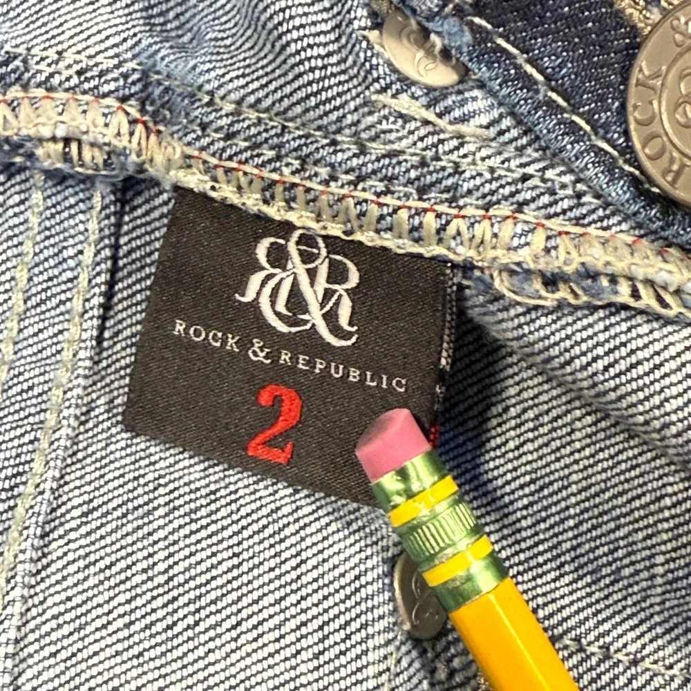 Y2K Rock & Republic Low Rise‎ Denim Jean Shorts Womens 2 Dark Wash Frayed Hem